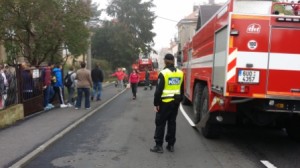 MP Děčín - Strážníci pomáhali při nácviku evakuace